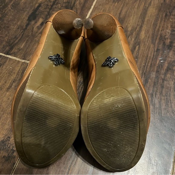 Simply Vera Vera Wang Camel Brown Peep Toe Fringe Tassel Pump Heels Size 6 - Picture 8 of 8